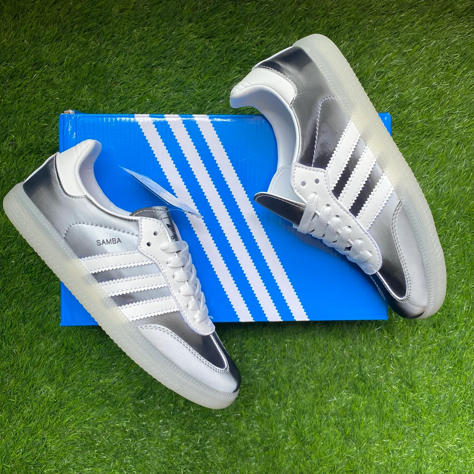 Adidas Samba Reflective Plateadas | Talla 39 | Cambian de Color | Nuevas | Con Caja